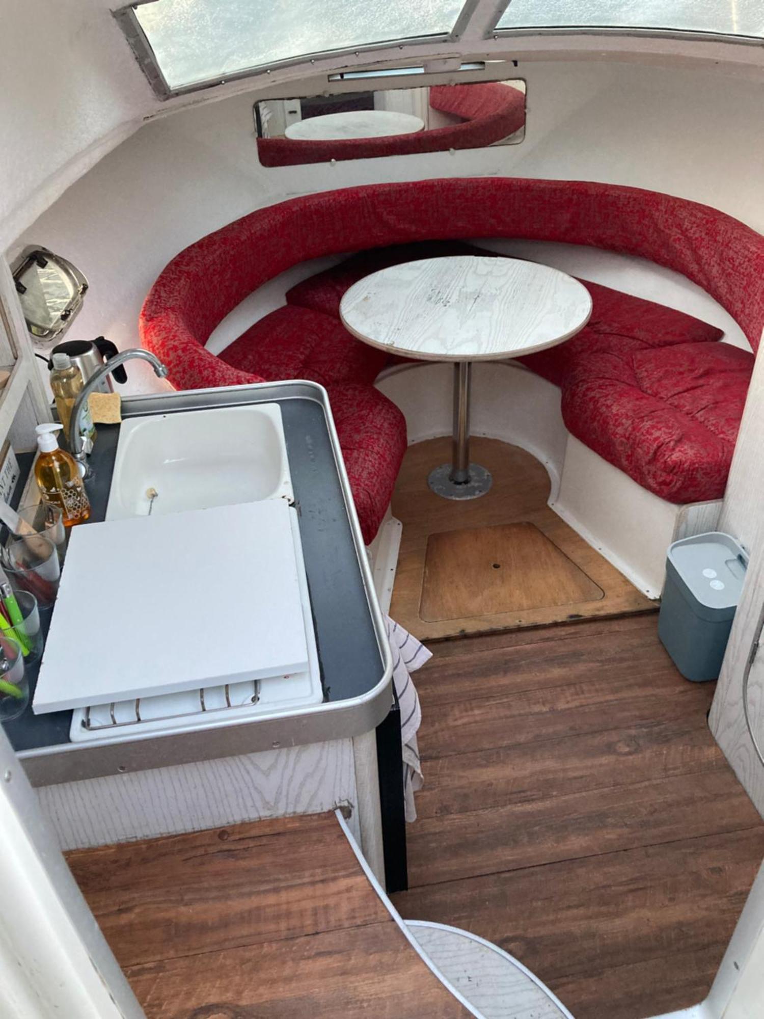Bateau-Gite Sur Le Halage De La Mayenne L'Huisserie ภายนอก รูปภาพ